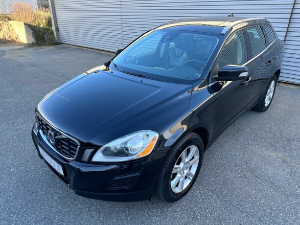 volvo-xc-60-diesel-2011-big-5