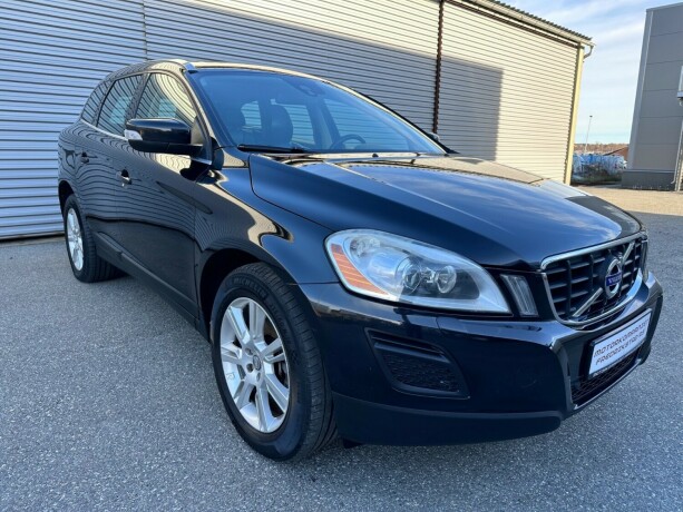 volvo-xc-60-diesel-2011-big-1