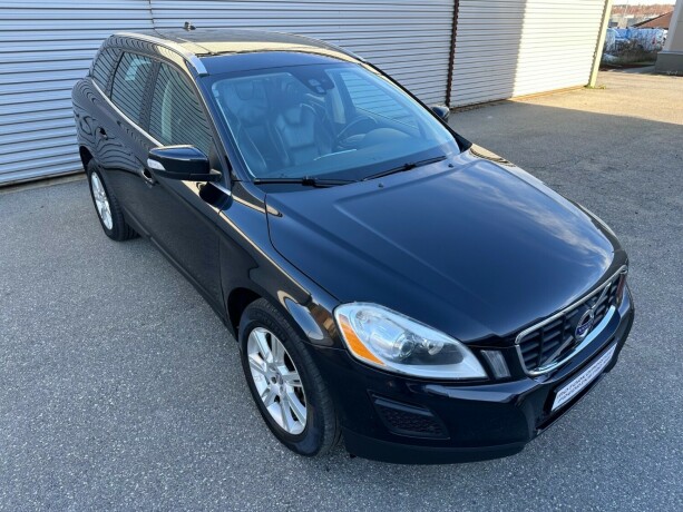 volvo-xc-60-diesel-2011-big-4