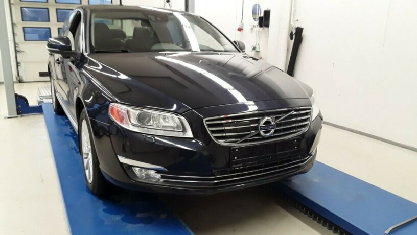 volvo-s80-diesel-2014-big-10