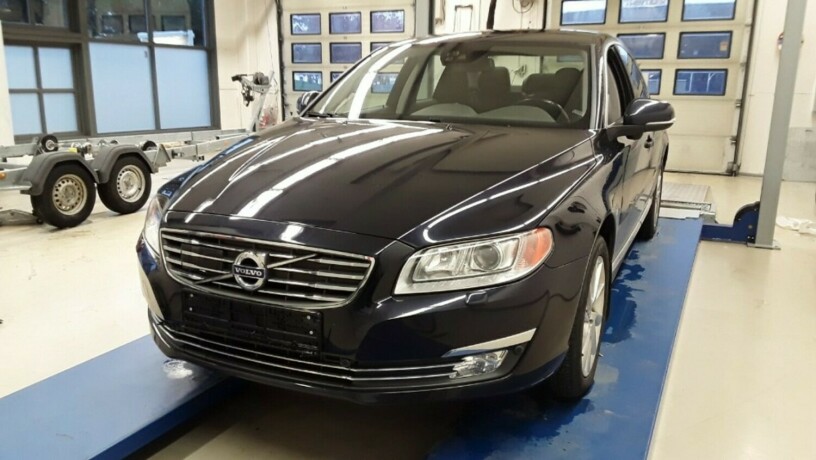 volvo-s80-diesel-2014-big-1