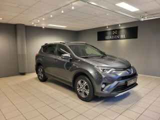 Toyota | RAV4 | Elektrisitet+bensin | 2016