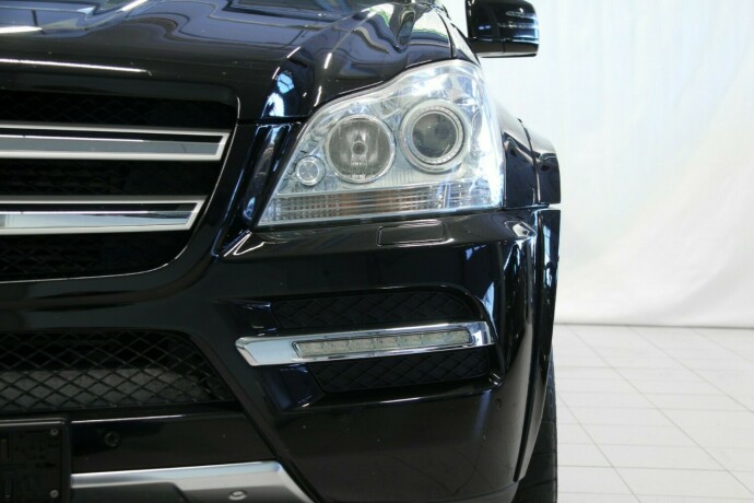 mercedes-benz-gl-diesel-2012-big-28