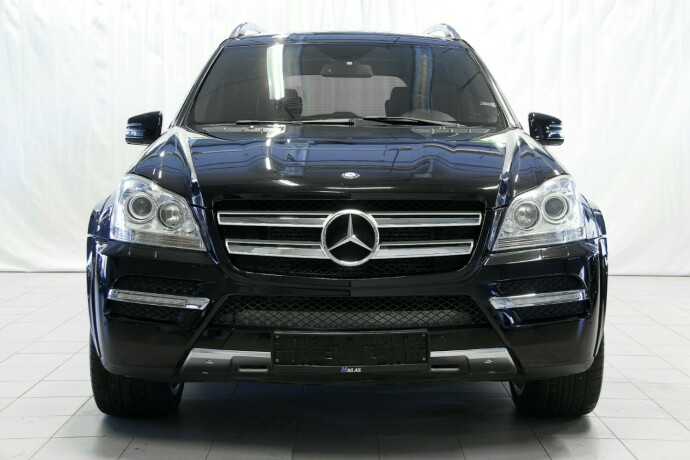 mercedes-benz-gl-diesel-2012-big-1