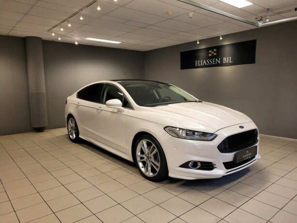 ford-mondeo-bensin-2015-big-0