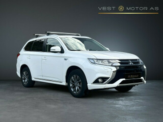 Mitsubishi | Outlander | Elektrisitet+bensin | 2016