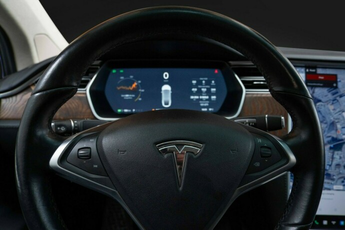 tesla-model-x-elektrisitet-2018-big-11