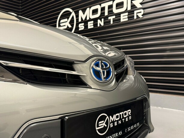 toyota-auris-bensin-2014-big-4