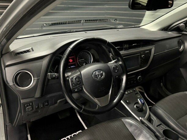 toyota-auris-bensin-2014-big-10