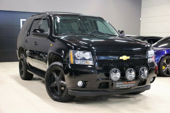 chevrolet-tahoe-bensin-2014-big-3