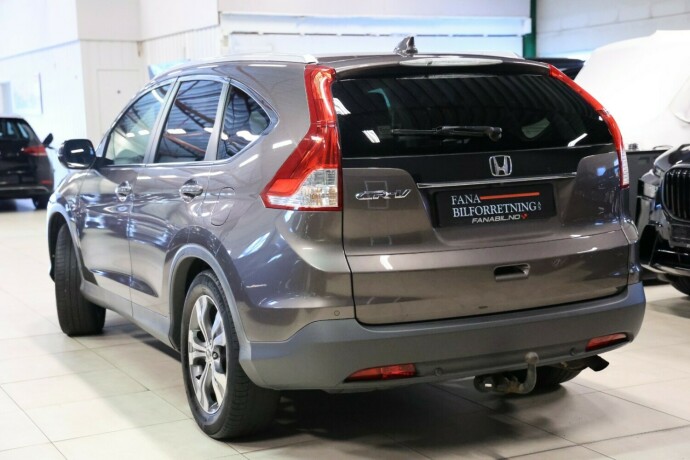 honda-cr-v-bensin-2013-big-1