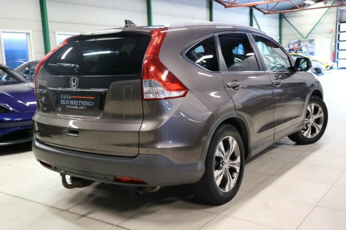 honda-cr-v-bensin-2013-big-2