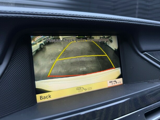 mercedes-benz-cls-bensin-2012-big-44