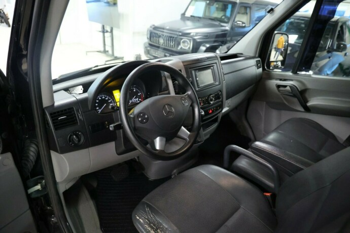 mercedes-benz-sprinter-diesel-2016-big-5