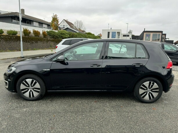 volkswagen-golf-elektrisitet-2020-big-6