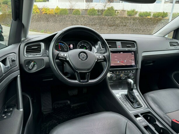 volkswagen-golf-elektrisitet-2020-big-9