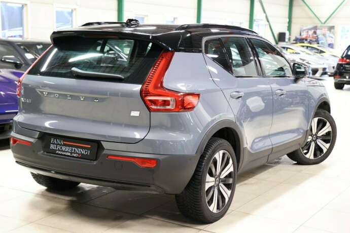 volvo-xc-40-elektrisitet-2023-big-2