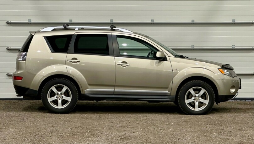 mitsubishi-outlander-diesel-2009-big-1