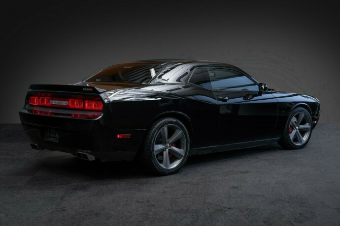 dodge-challenger-bensin-2011-big-13