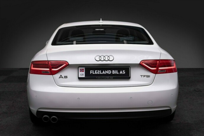 audi-a5-bensin-2012-big-9