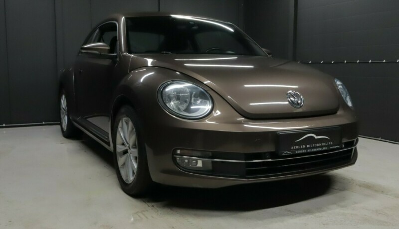 volkswagen-beetle-bensin-2012-big-0