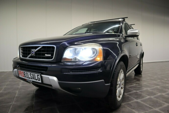 volvo-xc-90-diesel-2009-big-12