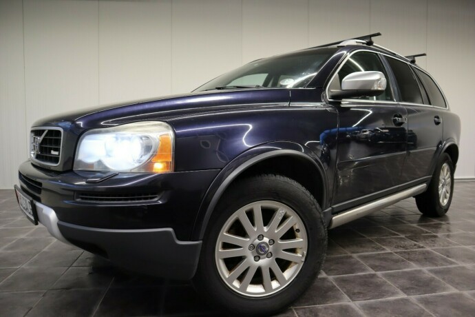 volvo-xc-90-diesel-2009-big-0