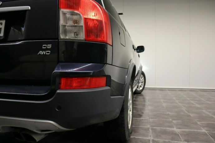 volvo-xc-90-diesel-2009-big-19