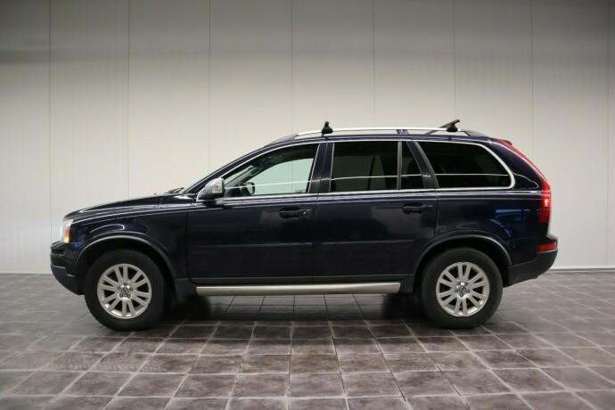 volvo-xc-90-diesel-2009-big-1