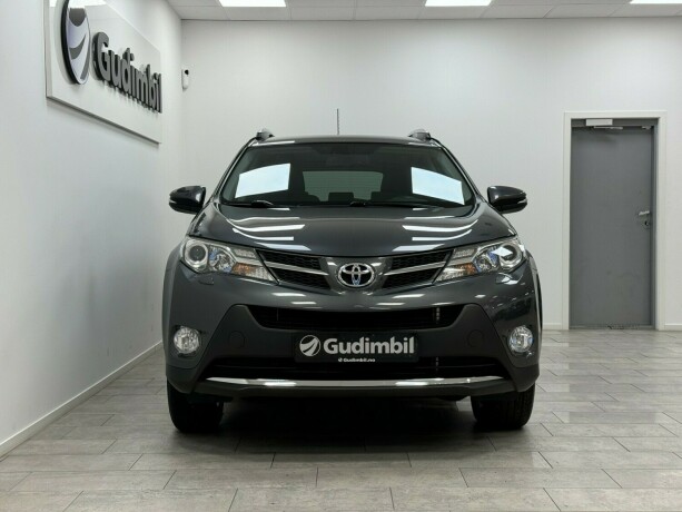 toyota-rav4-bensin-2013-big-3