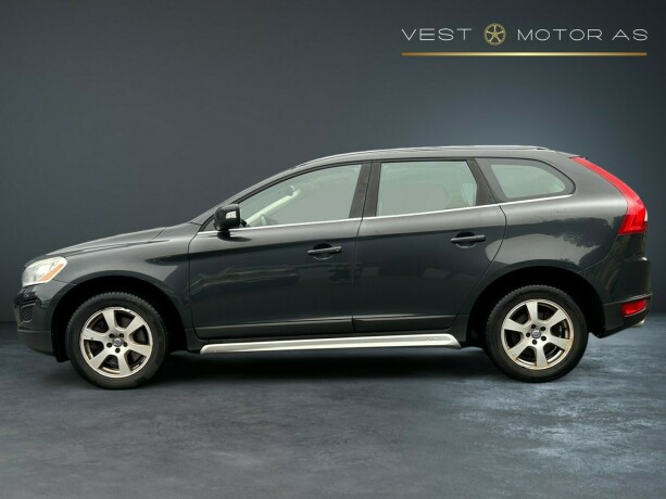 volvo-xc-60-diesel-2012-big-3