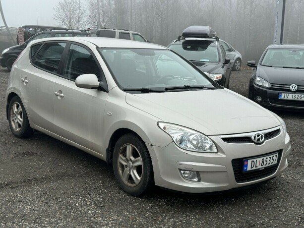 hyundai-i30-diesel-2008-big-6