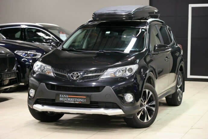 toyota-rav4-bensin-2015-big-0