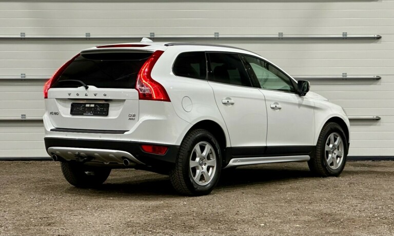 volvo-xc-60-diesel-2012-big-2