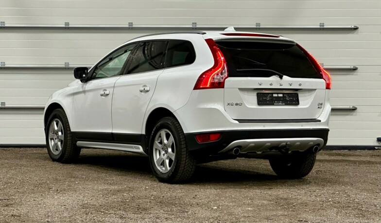 volvo-xc-60-diesel-2012-big-3