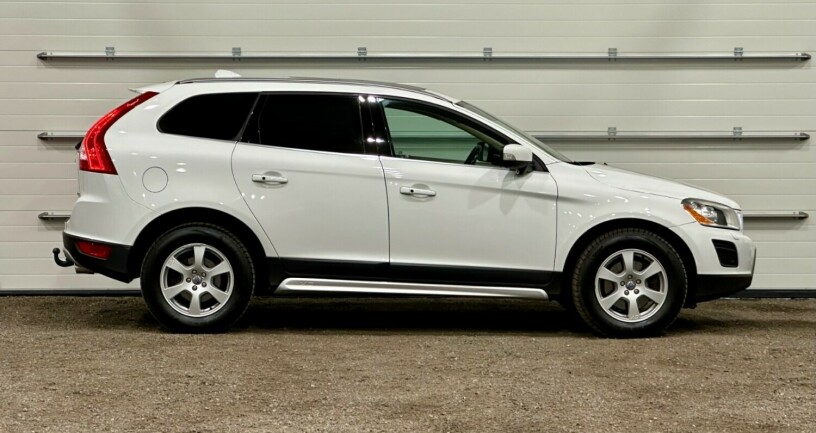 volvo-xc-60-diesel-2012-big-1