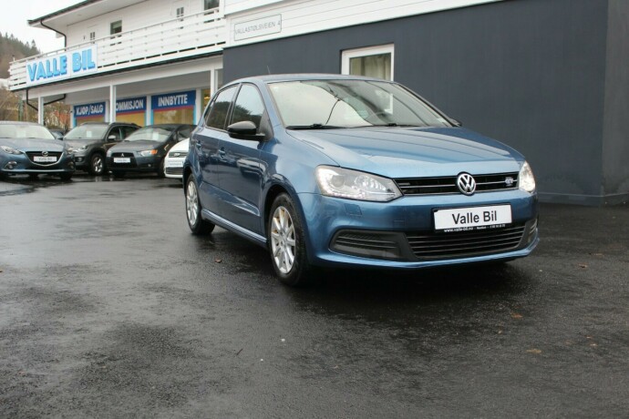 volkswagen-polo-bensin-2014-big-0