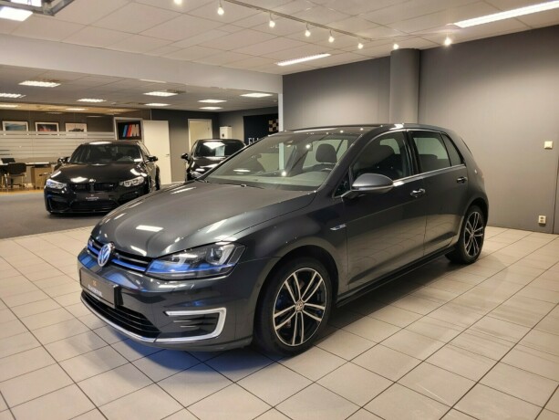 volkswagen-golf-elektrisitetbensin-2016-big-8