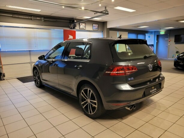 volkswagen-golf-elektrisitetbensin-2016-big-7