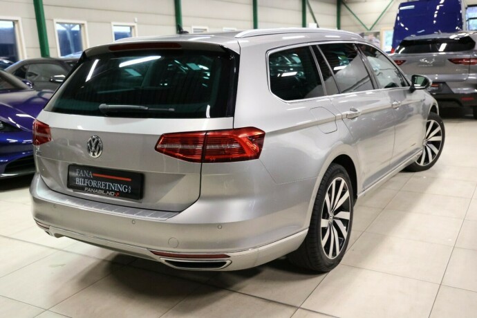 volkswagen-passat-elektrisitetbensin-2017-big-2