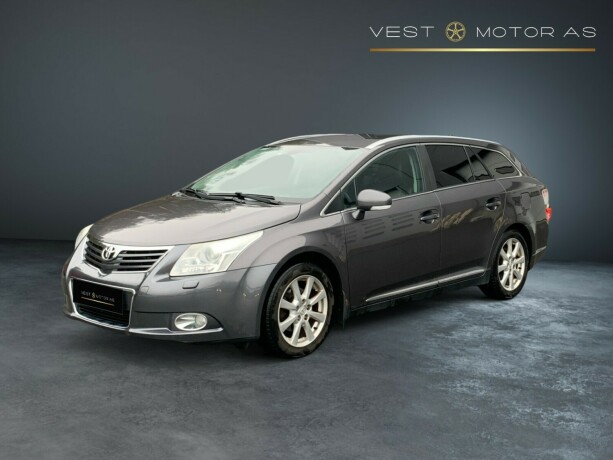 toyota-avensis-diesel-2010-big-2