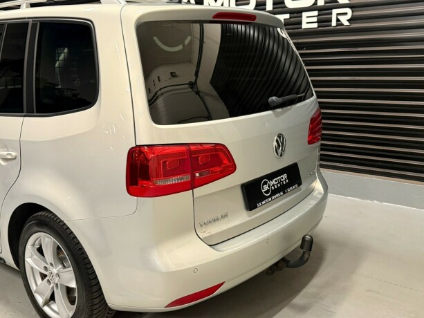 volkswagen-touran-diesel-2011-big-6