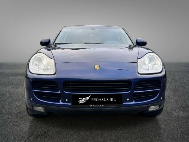 porsche-cayenne-bensin-2003-big-1