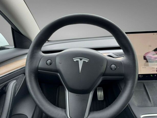 tesla-model-3-elektrisitet-2023-big-11