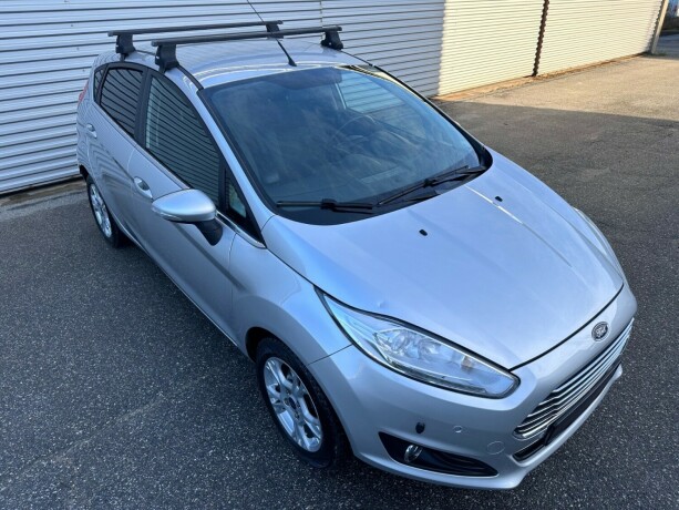 ford-fiesta-bensin-2013-big-4