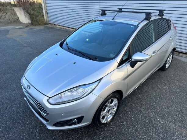 ford-fiesta-bensin-2013-big-5