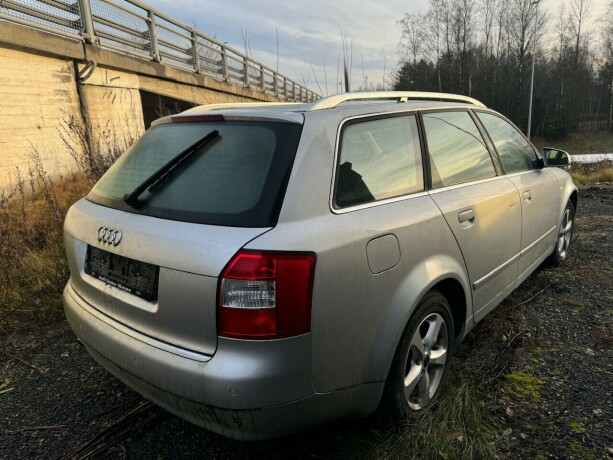 audi-a4-bensin-2004-big-5