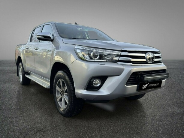 toyota-hilux-diesel-2017-big-2