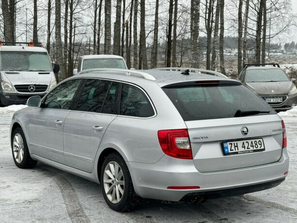 skoda-superb-diesel-2015-big-26