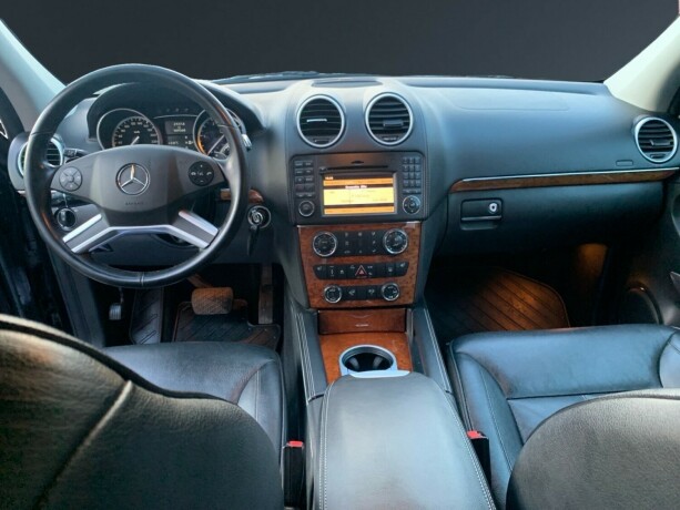 mercedes-benz-gl-diesel-2012-big-9